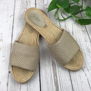 Ugg Cherry Exotic slides